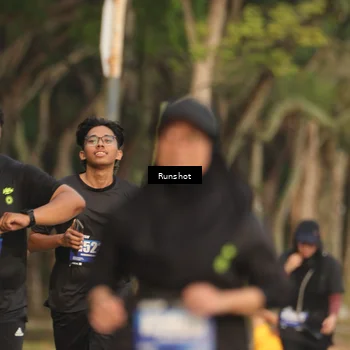 Runner Photo 5633386