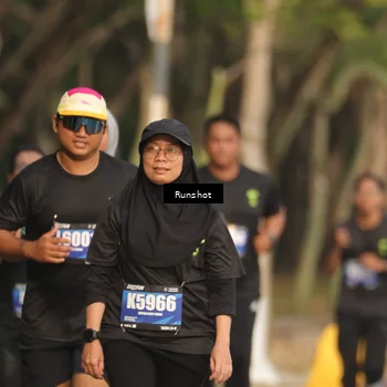 Runner Photo 5633388