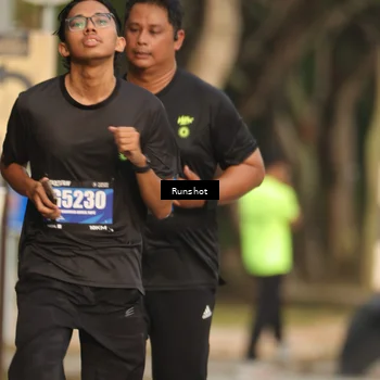 Runner Photo 5633393
