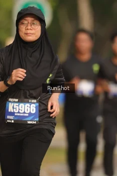 Runner Photo 5633398