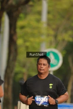 Runner Photo 5633399