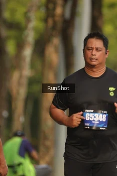 Runner Photo 5633406