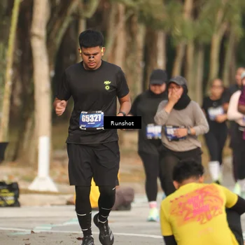 Runner Photo 5633416