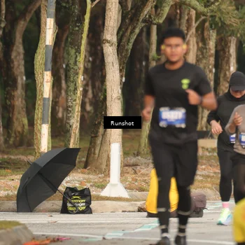Runner Photo 5633417