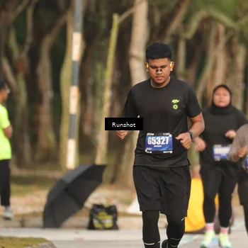 Runner Photo 5633420