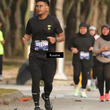 Runner Photo 5633423