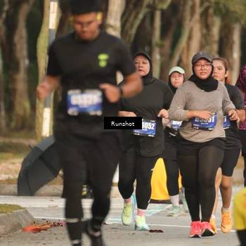 Runner Photo 5633427