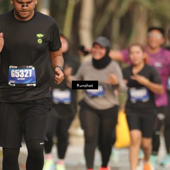 Runner Photo 5633429