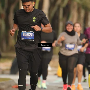 Runner Photo 5633430