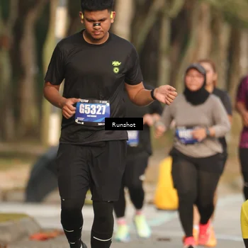 Runner Photo 5633431