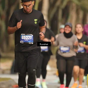 Runner Photo 5633433