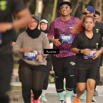 Runner Photo 5633441