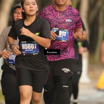 Runner Photo 5633453