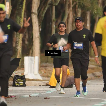 Runner Photo 5633455