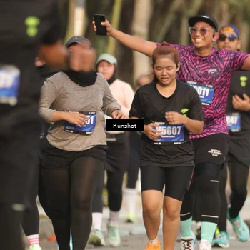 Runner Photo 5633457
