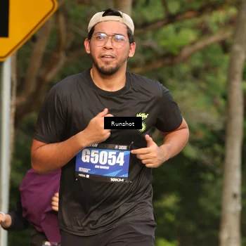 Runner Photo 5633564
