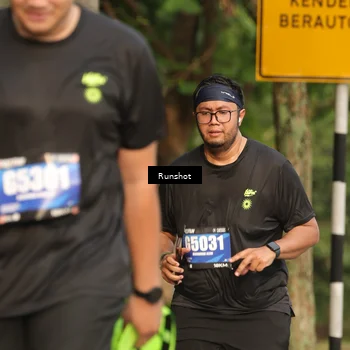 Runner Photo 5633620