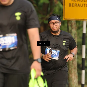 Runner Photo 5633634