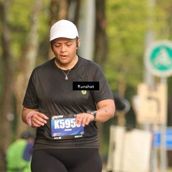 Runner Photo 5633646