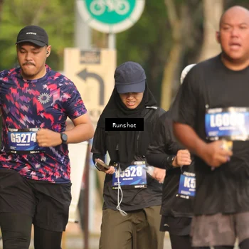 Runner Photo 5633672