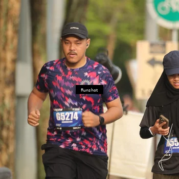 Runner Photo 5633673