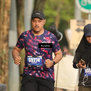 Runner Photo 5633676