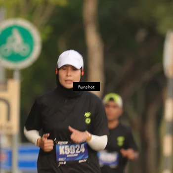 Runner Photo 5633743