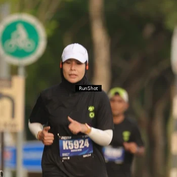 Runner Photo 5633755
