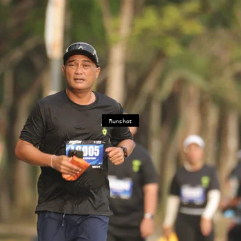 Runner Photo 5633793