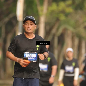 Runner Photo 5633794