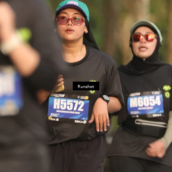 Runner Photo 5633892