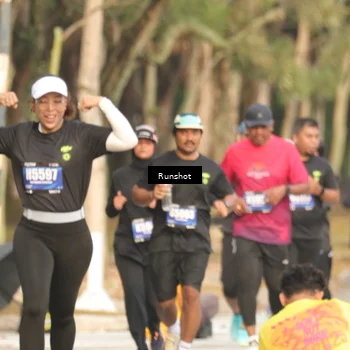 Runner Photo 5633950
