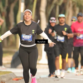 Runner Photo 5633954