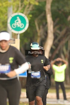 Runner Photo 5634029