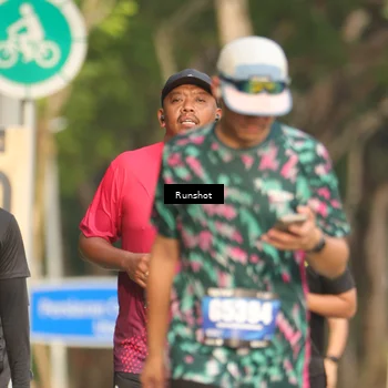 Runner Photo 5634067