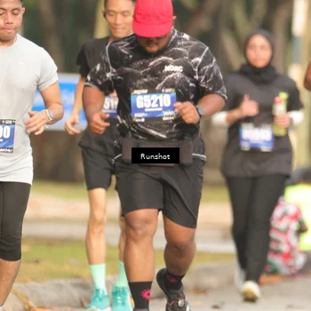 Runner Photo 5634213