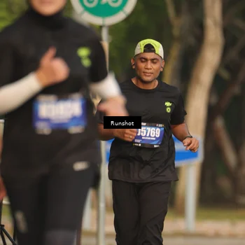 Runner Photo 5634234