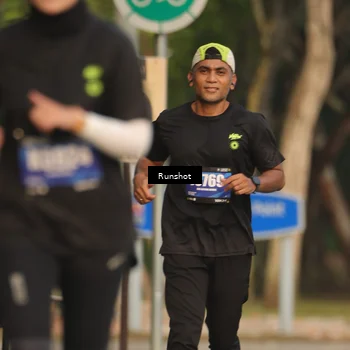 Runner Photo 5634277