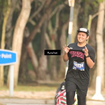 Runner Photo 5634327