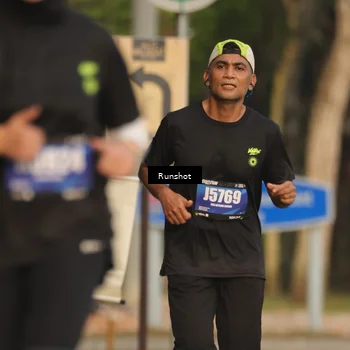 Runner Photo 5634352