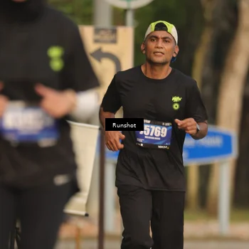 Runner Photo 5634377