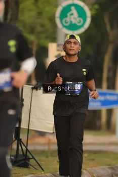 Runner Photo 5634479