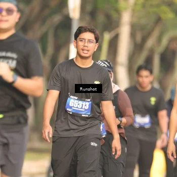 Runner Photo 5634497