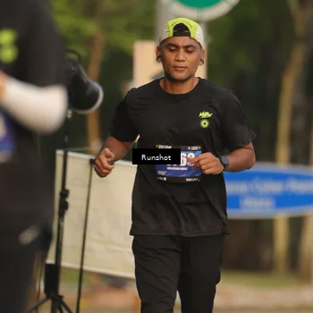 Runner Photo 5634534