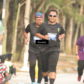 Runner Photo 5634575