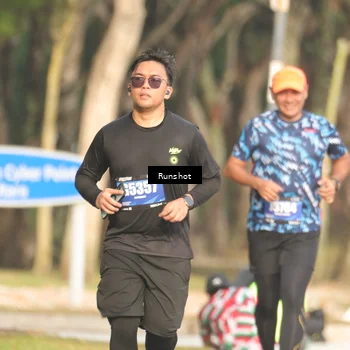 Runner Photo 5634725