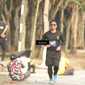 Runner Photo 5634767