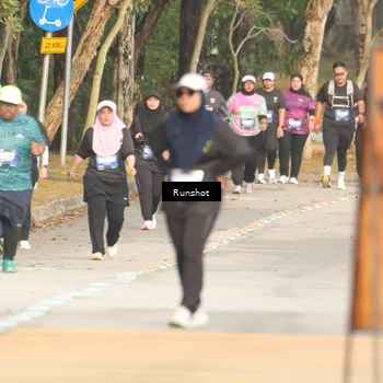 Runner Photo 5635035