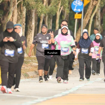 Runner Photo 5635119