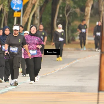 Runner Photo 5635137